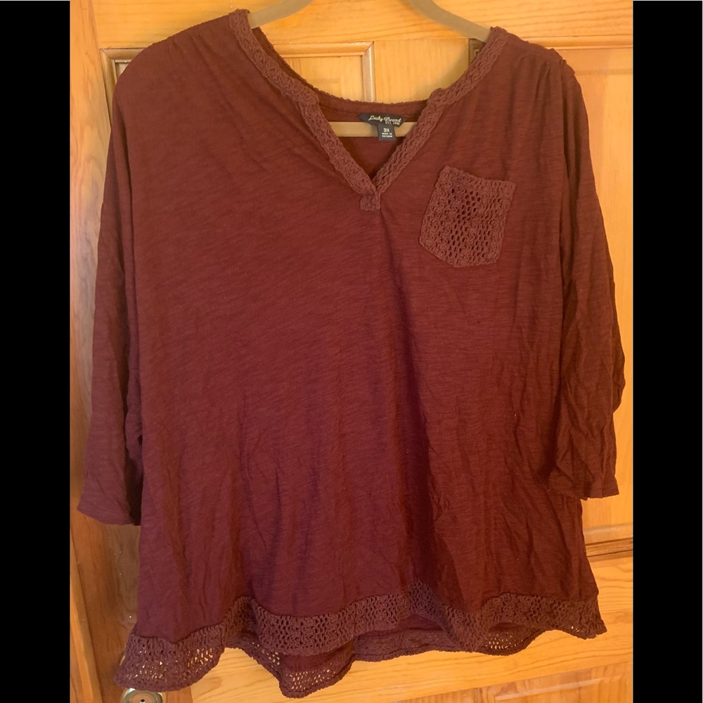 Maroon 3x lucky brand tee shirt